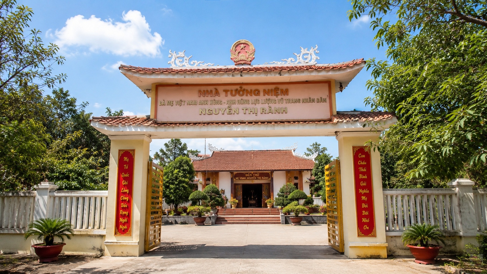 Đền thờ Mẹ Việt Nam Anh Hùng Nguyễn Thị Rành