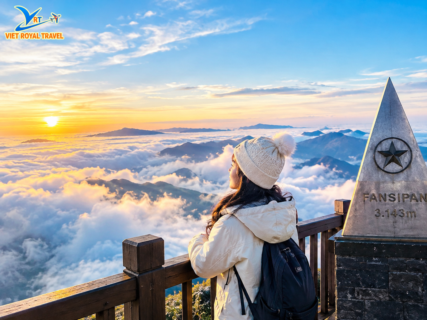 Du khách tham quan các điểm tại Fansipan