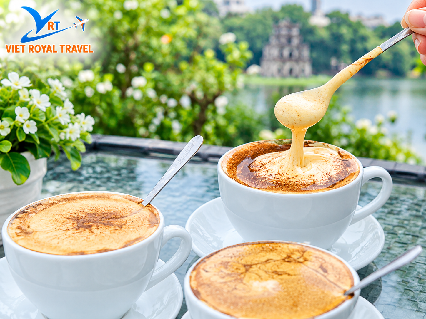 Thưởng thức tách cà phê trứng đậm đà là một trong những trải nghiệm Hà Nội đặc sắc nhất